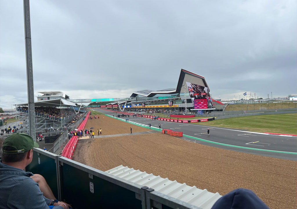 The Close-Up Magic of Silverstone